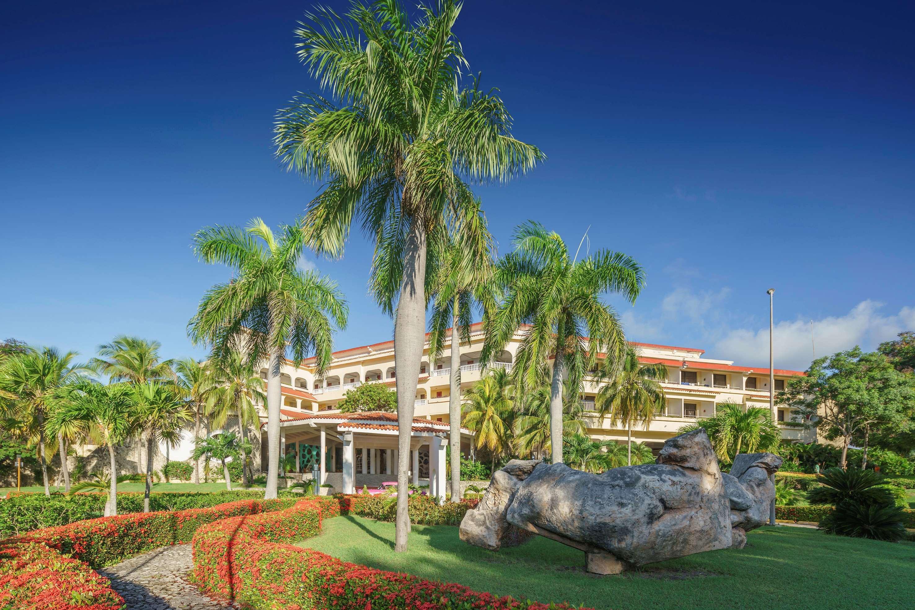 Hotel Sol Rio De Luna Y Mares Guardalavaca Exterior foto